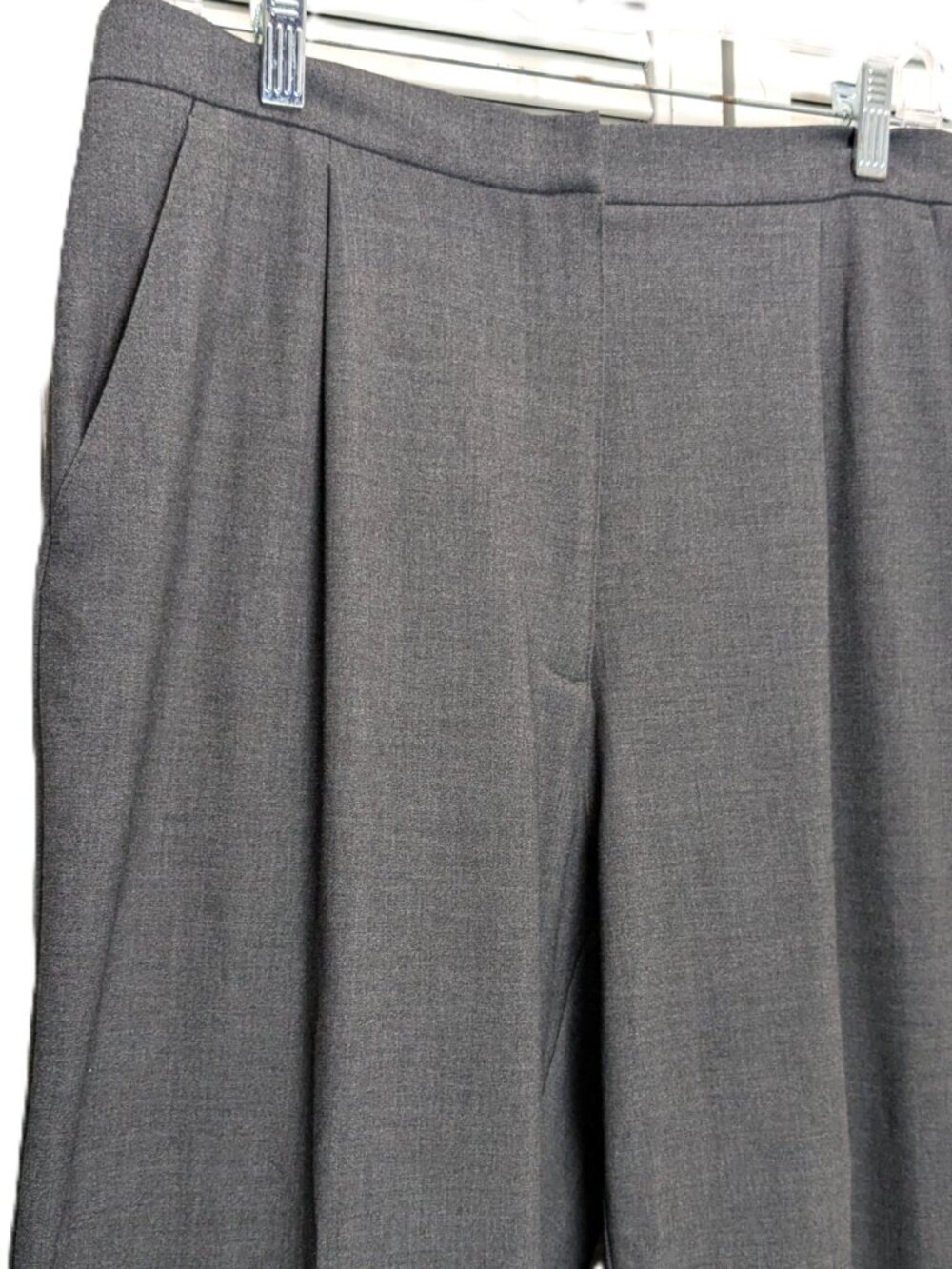 Liz Claiborne Pleated Trousers High Waist Gray Pants Size 12 NWT Liz Sport